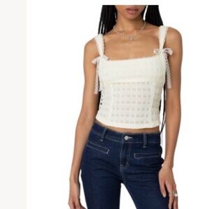 EDIKTED Lace Bustier Corset
Top
CREAM,